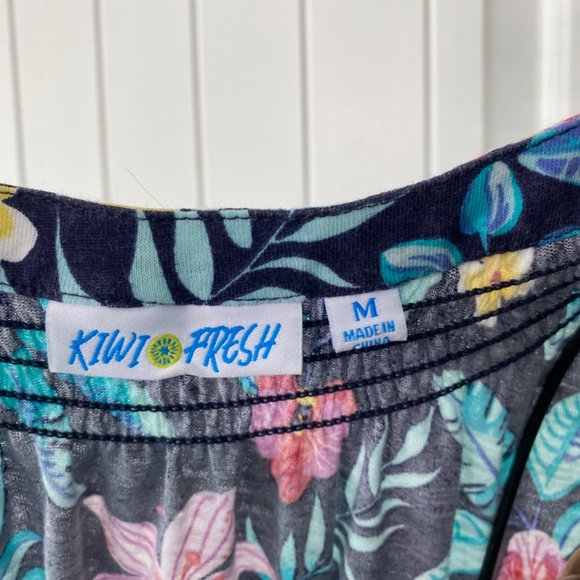 Kiwi Fresh Floral Dress Sz M - Picture 4 of 9